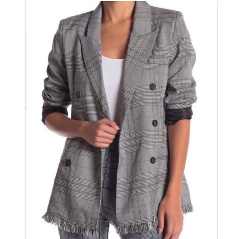 Romeo & Juliet Couture | Black/White Gray Plaid Open Front Fringe Hem Blazer